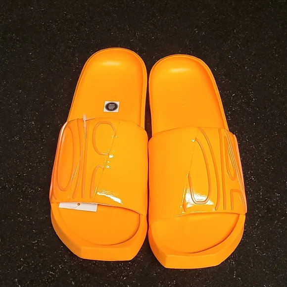 Jordan NOLA Slide - Picture 1 of 6